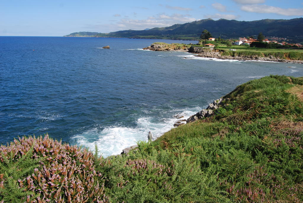 Hotel Monte Y Mar Colunga Exterior photo